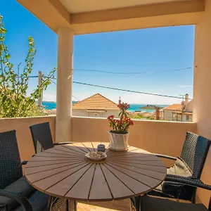  Apartman Petar Maksan